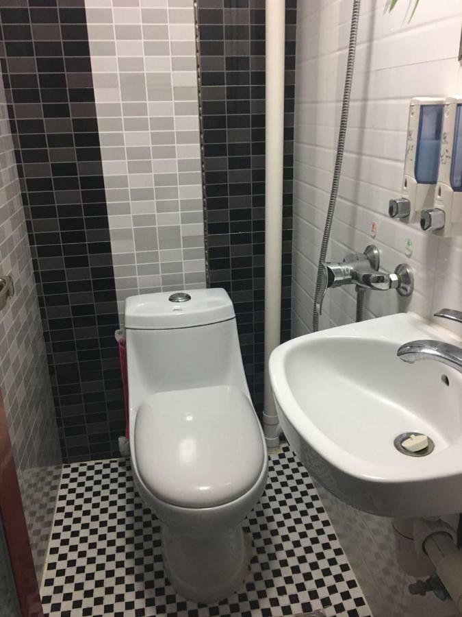 Hang Ho Hostel Гонконг Экстерьер фото